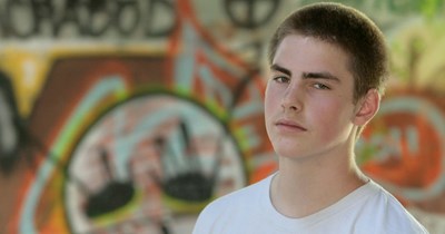16-Year-Old Tells 14-Year-Old Brother That His Constant Complaining is The Reason Nobody Likes Him
