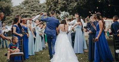 Bride Bans Wedding Guests From Wearing Blue 24 Hours Before Her Wedding, Forbids 30+ Guests Wearing Blue From Appearing in Pictures