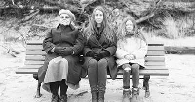 Parents deny 26-year-old daughter the same advantages her younger siblings get, refuse to hear her out when she complains