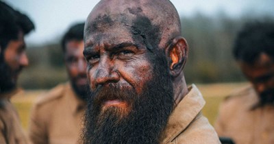 Gross Worker Shows Up Stinky to Work Everyday, Refuses to Bathe Even After He's Been Confronted About His Poor Hygiene 3 Times 