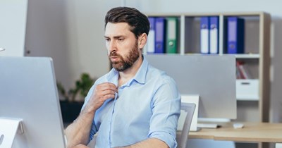 Company shuts off the AC at 3 pm to save money, forcing employees to buy desk fans, until they discover management floor is exempt: ‘Their floor was freezing’