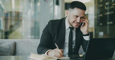 Husband Takes Job at Wife's Company and Promises to Stay 5 Years, She Worries About Her Professional Reputation When He Leaves After 15 Months 