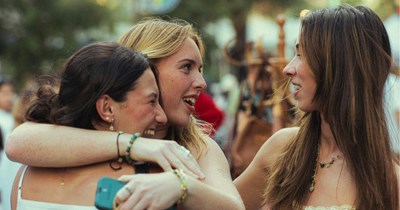 Woman wonders how to stop overly social friend from inserting herself into every plan she makes with other people: ‘Sometimes she’ll even message the other person directly or show up after getting the details from me’