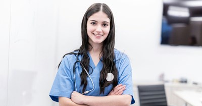 Hospital Denies Employee's PTO Request For Her Sister's Wedding 6 Months in Advance, Approves Assistant Manager's 3 Week Vacation Instantly: 'I'm The Maid of Honor.'