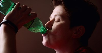 32-year-old man orders Mountain Dew on a date, she holds it over his head forever: 'She keeps nagging me about this'