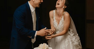 Woman cuts off her best friend of five years because she didn’t thank her enough for baking her wedding cake: ‘She was hurt that I had a wedding photo of my husband and me cutting the cake hanging in my house because it featured the cake she made’