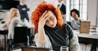 Manager Has to Fire 33-Year-Old Employee—She Insists on Bringing Her Mom to the Meeting