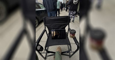Worker shares their strange side hustle earning $30/hr to wait in line: 'Secret sneaker releases, bakery openings, sample sales, and even the DMV'