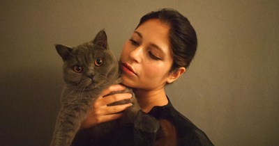Irresponsible neighbour thinks her cat is missing and invades other people’s gardens to look for it, demanding full access to their backyards and garages: ‘The cat hasn’t been missing for 3 years’