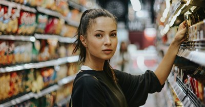 Woman spends 3 months covering up to $450 a month in groceries for a friend supporting 2 kids and an unemployed boyfriend, cuts her off after the latest list includes ribeyes and prime rib: 'Never again'