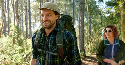 Girlfriend introduces her boyfriend to hiking, boyfriend pretends that he was the one who got her into outdoorsy activities: 'This his has been my passion for years.'