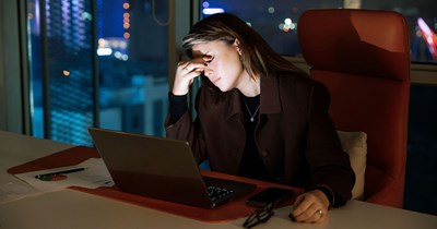 Fully remote childless boss demands hybrid employee RTO full-time, despite having a child she needs to pick up from school early: 'That’s your problem to figure out. Your child doesn’t work for the company, you do.'