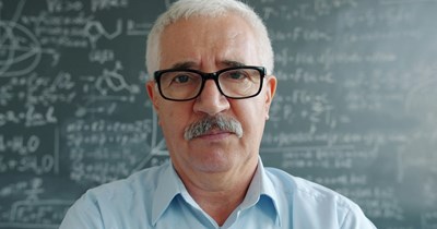 College student forces professor to give them full credit for a blank essay after using professor's formatting rules against him: ‘I hadn't broken a single rule’