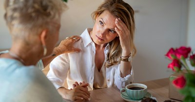 34-year-old lets sister move in for 'a few weeks,' it turns to 4 months and sister melts down suggested to find another place