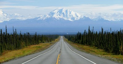 Virginia Couple Move to Alaska for Wife's New Job, She Gets Fired After One Month of Working: 'We are out over $10,000 from this move and have absolutely nothing now to show for it.'