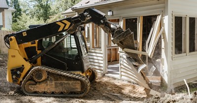 Ohio homeowner returns home to find his neighbor's contractor has accidentally demolished his garage and things are missing from it: 'I really don't want to keep paying out of pocket while their insurance drags this out'