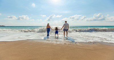 Cousin gets mad because during their family vacation, it was hard to see each other due to their different schedules with their 2-year-old children: 'Now she’s [mad] at me, saying we ruined their vacation because she said we were just doing our own thing'