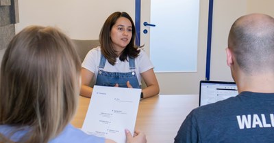 Employee refuses to refer sister for a job, sister puts employee's name on her application anyway, only for HR to reject her for lying: ‘I blacklisted her’