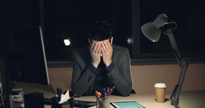 ‘If this building blew up in flames it would still be a far second to the least hectic day at my old job’: Ex-marketing employee resigns and gets a ‘simple office job’ to get away from stress