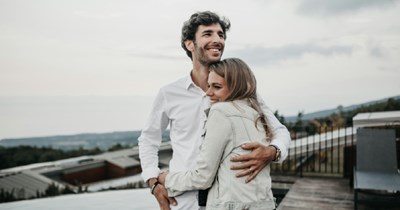 ‘Didn’t want me cleaning up after myself, told me to “help myself” to stuff there, telling me where things are’: Father’s new girlfriend acts as if his house were hers and his 30-year-old daughter has never been to the place