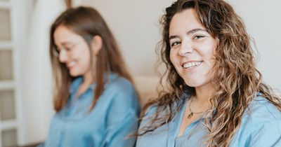 Colleagues go on work trip, employee falters when coworker demands to join them on 1 week solo trip afterwards: ‘I don’t see why I should spend my free time with them’