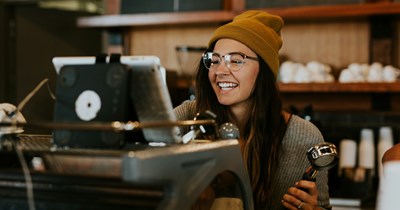 Barista turns down customer after he asks out coworker first, coworker chastises her for declining: 'That's why I'm single'