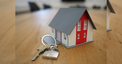 Woman asks her landlord to fix a minor issue, and the landlord dares her to report her to the city: ‘Now I'm going to enjoy living in a unit that is entirely 100% up to code and maybe save some money in the process. Sounds good to me!’