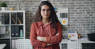 Manager stands up for employee after she gets a poor performance review returning from maternity leave: ‘She’s being unfairly judged’