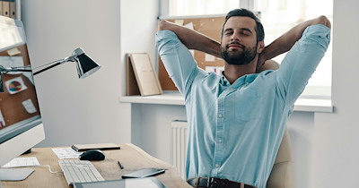 Employee discovers coworker is booking fake meetings with himself for quiet work time, debates telling boss: ‘I can't decide if this is genius or insane’