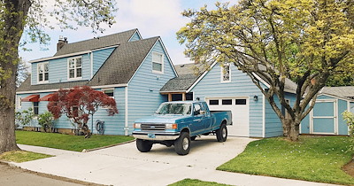 How do you handle entitled neighbors as a renter? — Neighbor claims rights to tenant's driveway and garden, claims he has lived there for 15 years and has always had access: 'My neighbor treats both my backyard and my driveway as an extension of his.'