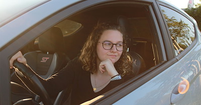 18-year-old gives her 55-year-old coworker rides to work, even on days when she isn't working: 'How do I tell my coworker I don't want to give her any more rides?'