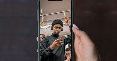 People Who Remember Life Before Smartphones and Social Media... What Was It Like? — Social Media Is Older Than Some New College Graduates, and That Explains a Strange and Growing Generational Divide