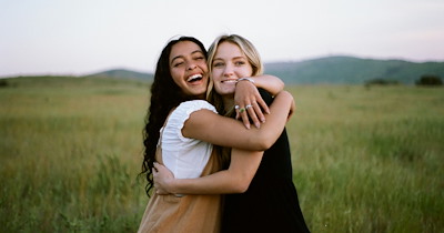 Woman stops putting effort into maintaining friendships and realizes she was the only one keeping them alive: ‘I used to be the one checking in, starting conversations, making plans, and making sure everyone was okay’