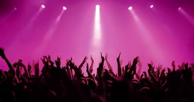 What to do when someone tries to steal your seat at a concert? Justice is served in these unhinged cultural event interactions with some entitled Karens: ‘If you want me to get up, you’ll have to make me’