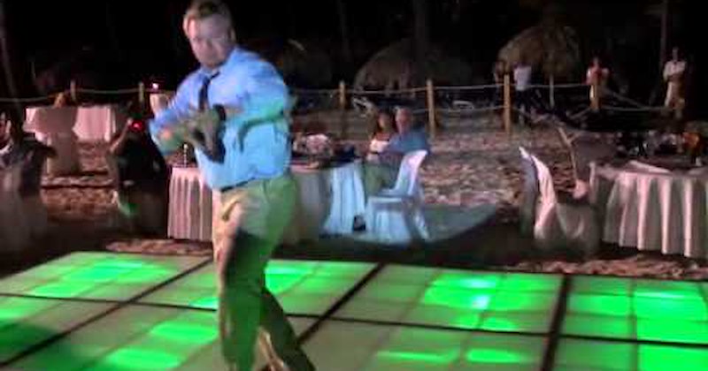 beach wedding dance political pictures Video voting-page - 18738689