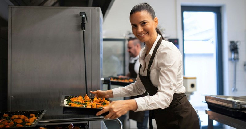 summer chef restaurant work Workplace - 40827655
