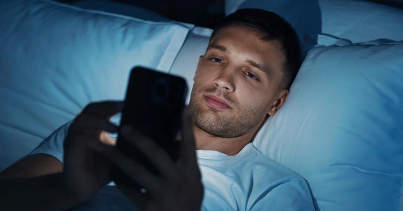 ‘I’m sick and tired': Man wakes up to angry voicemail from college best friend after he didn't answer her 2 AM call, she accuses him of failing his job as her 'safety net'