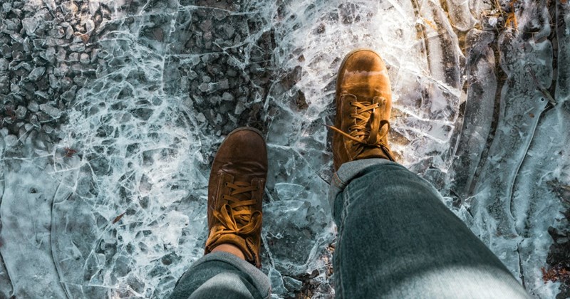 Entitled neighbor repeatedly dumps water on shared driveway in below-freezing temperatures: ‘I have this all on camera’