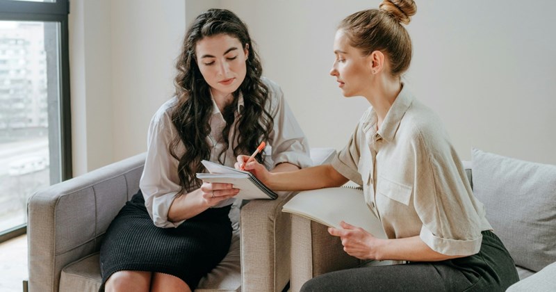 housing AITAH reddit story rent problems apartment living Reddit Entitled People - 44603141