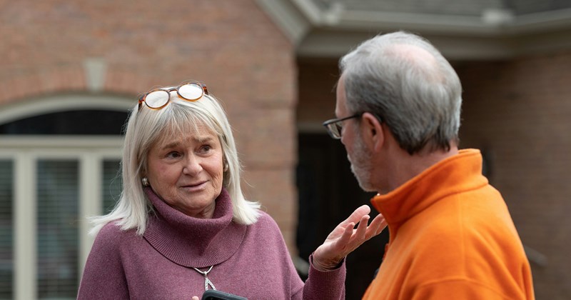 neighbors borrow expensive Neighbors - 44664581