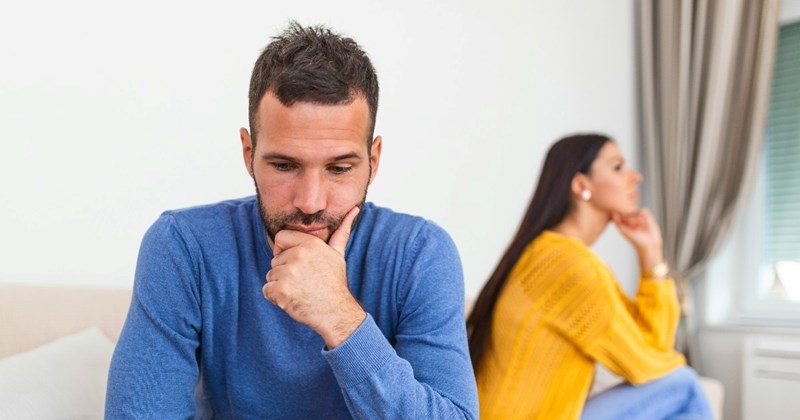 dating fails internet petty revenge relationships cheating family breakup entitled people Family - 44727045