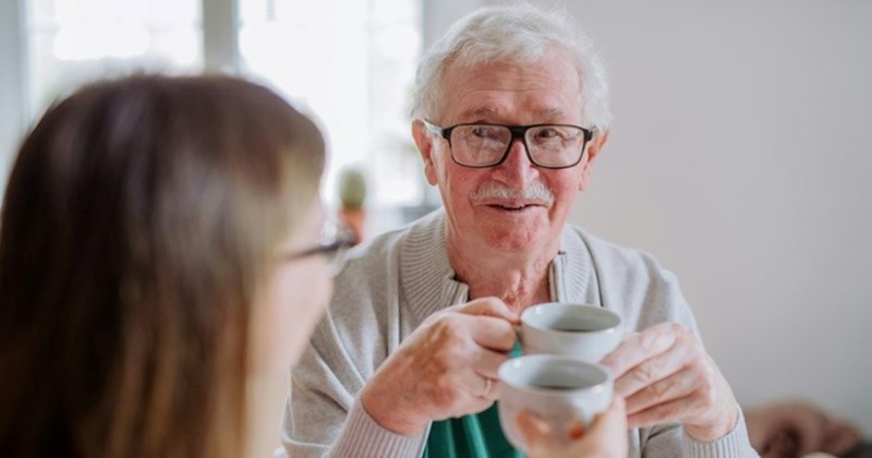 brother mother siblings homeowner family sister Father Family - 44820741