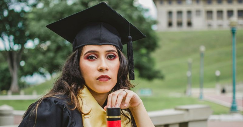 A high school graduate who wants her dad to be present to celebrate her graduation with her