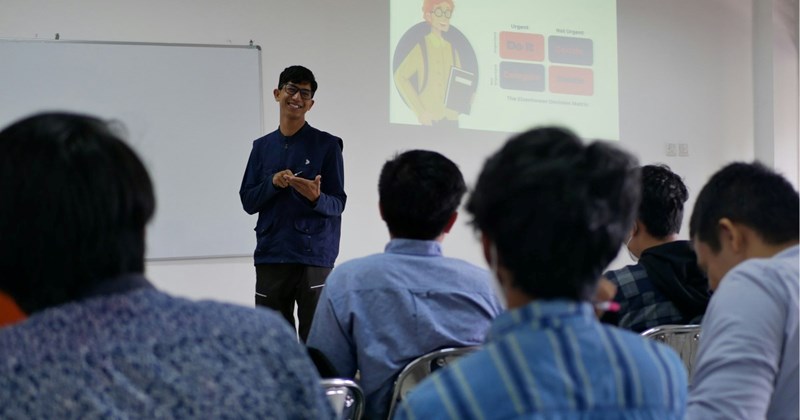 salary boss antiwork workplace-stories saving money toxic-workplace job working workplace bad bosses toxic-work-environment Workplace - 45050117