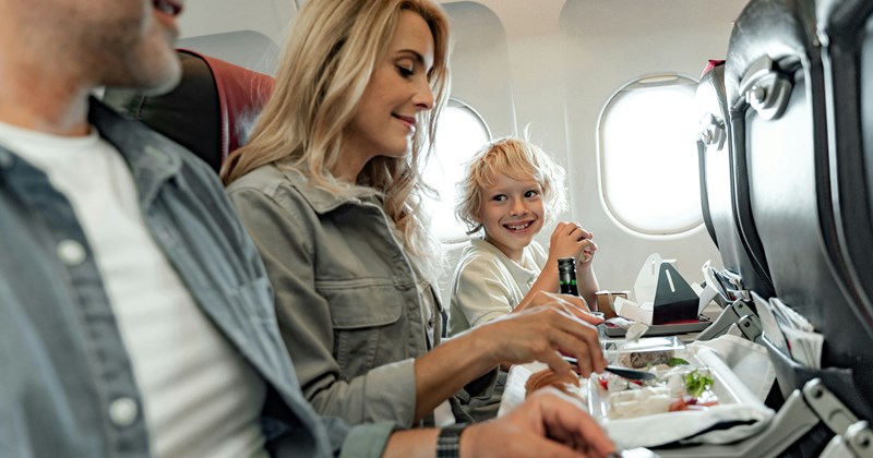 kids flight parents Entitled People - 45100549