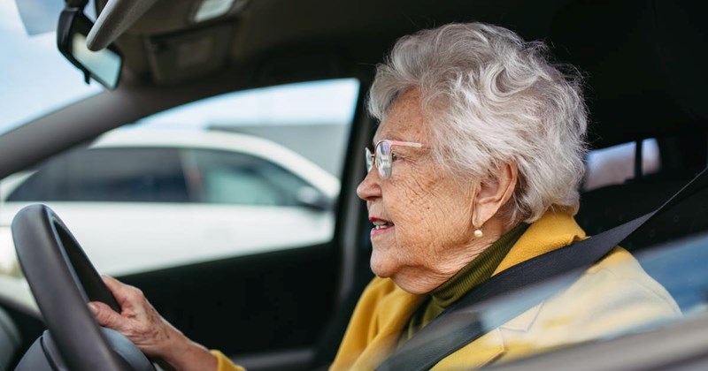 Elderly neighbor demands resident next door stop parking in front of their own house, claiming it's too close to her driveway, resident says: ‘This is not a reasonable ask’