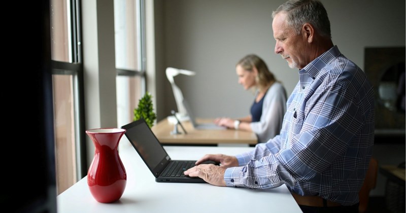 management workplace discussion employment issues boss workplace-stories hr Workplace - 45392389