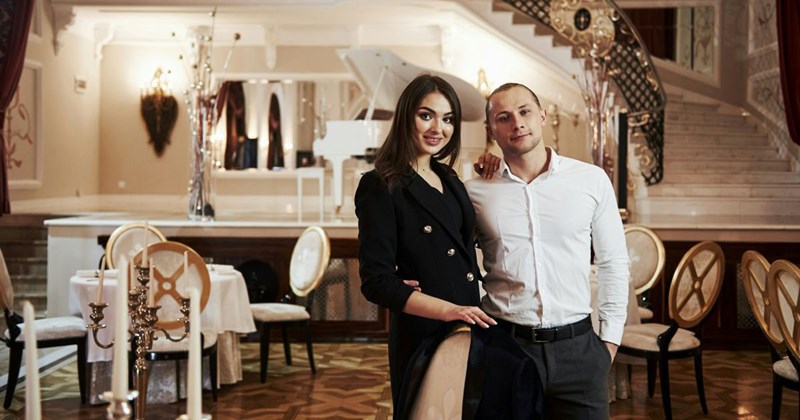 A doctor and a tech worker, who are making $500K combined.