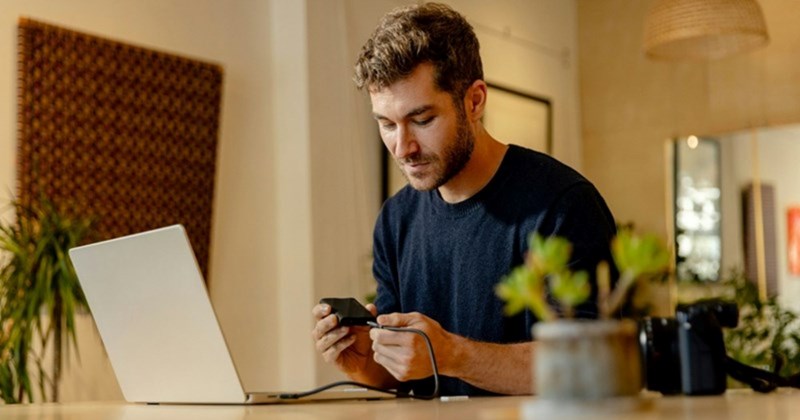 landlord working from home wifi family apartment wfh Tech family home Family - 45520645