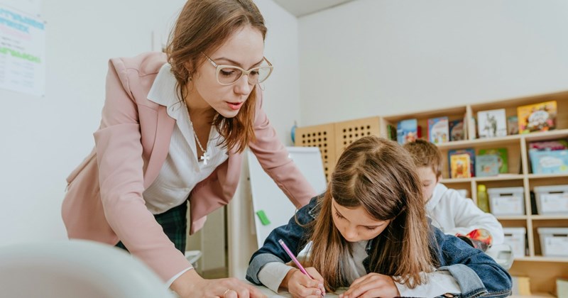 niece teacher Family - 45556229